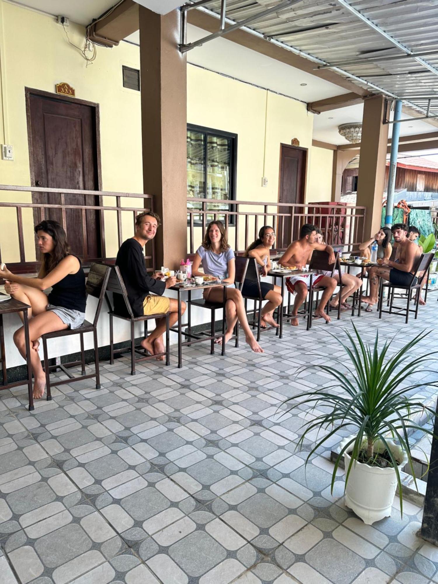 Vang Vieng Guesthouse Ngoại thất bức ảnh